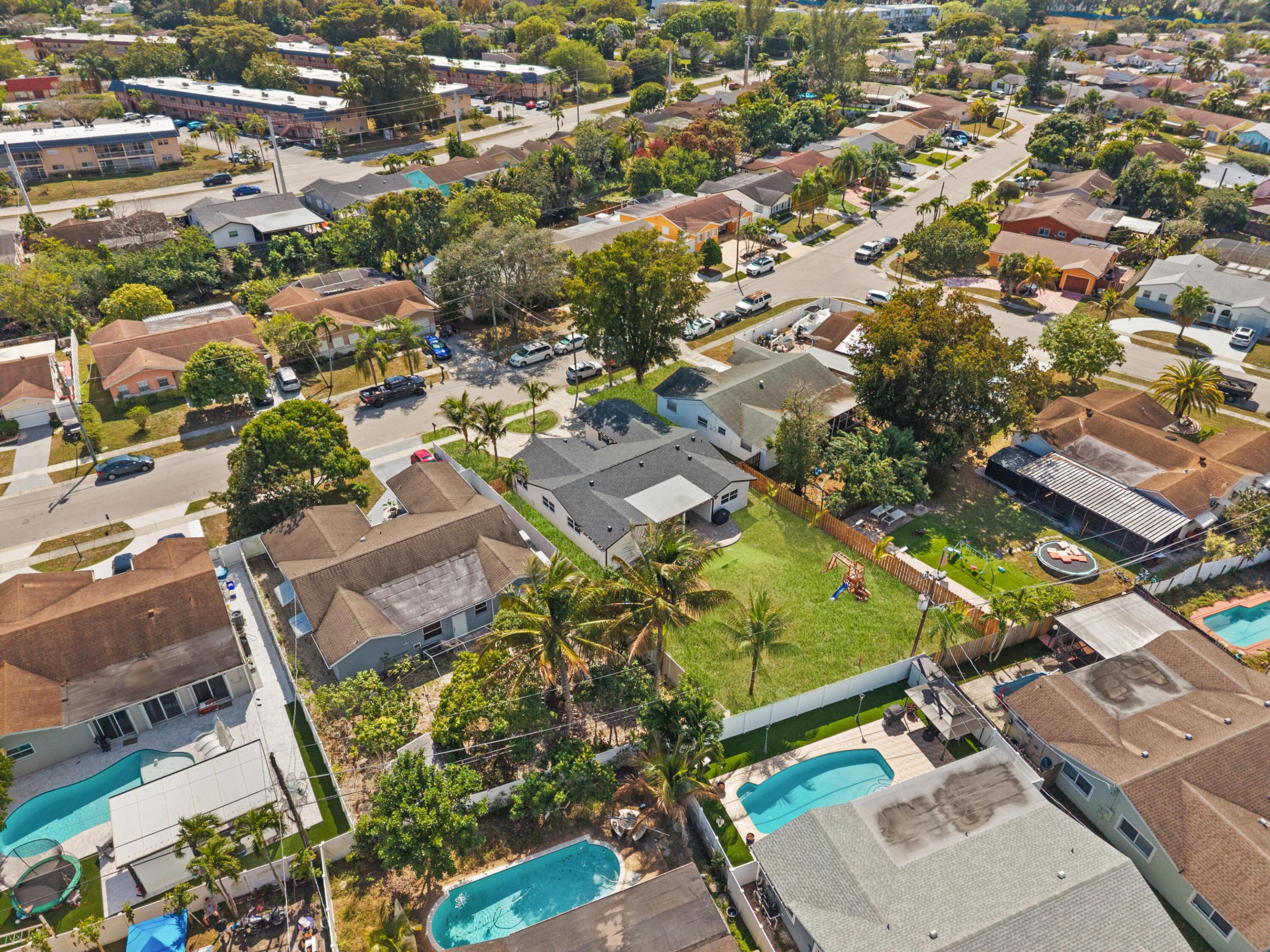 SANDALFOOT COVE SEC 5 - Residential