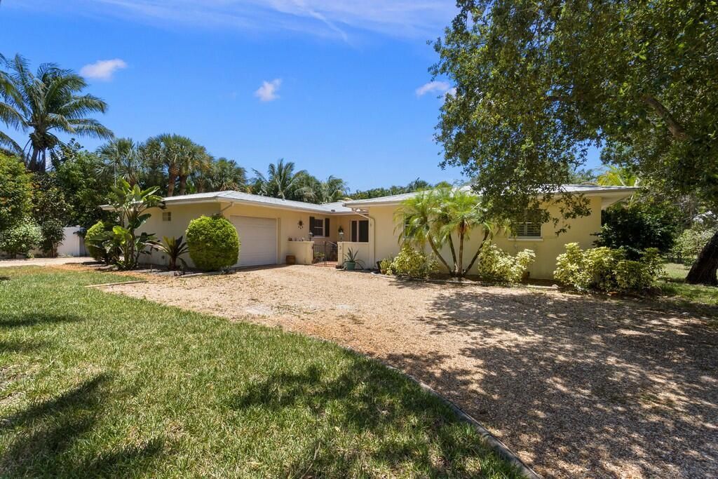 Photo of 3 Palm Road, Sewalls Point, FL 34996 (MLS # R10800598)