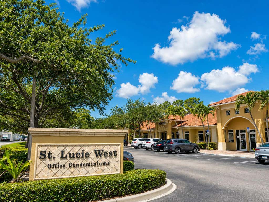 Photo of 300 NW BETHANY Drive, Port Saint Lucie, FL 34986 (MLS # B26063467)