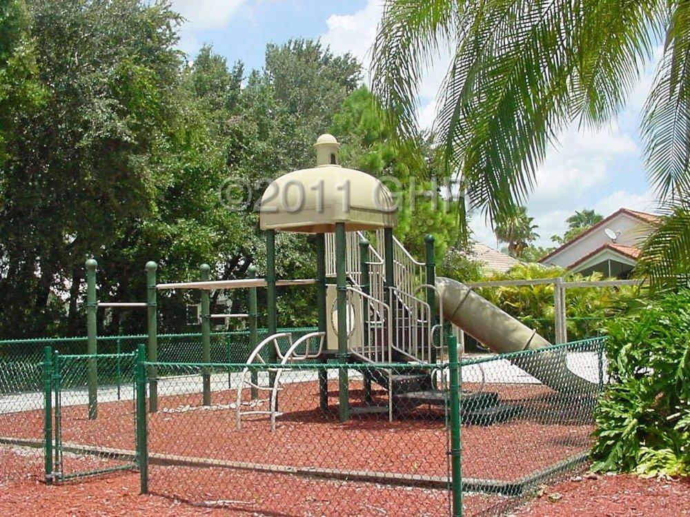 WELLINGTONS EDGE - Residential