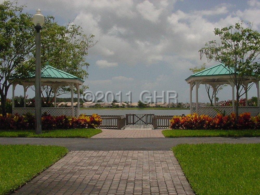 WELLINGTONS EDGE - Residential