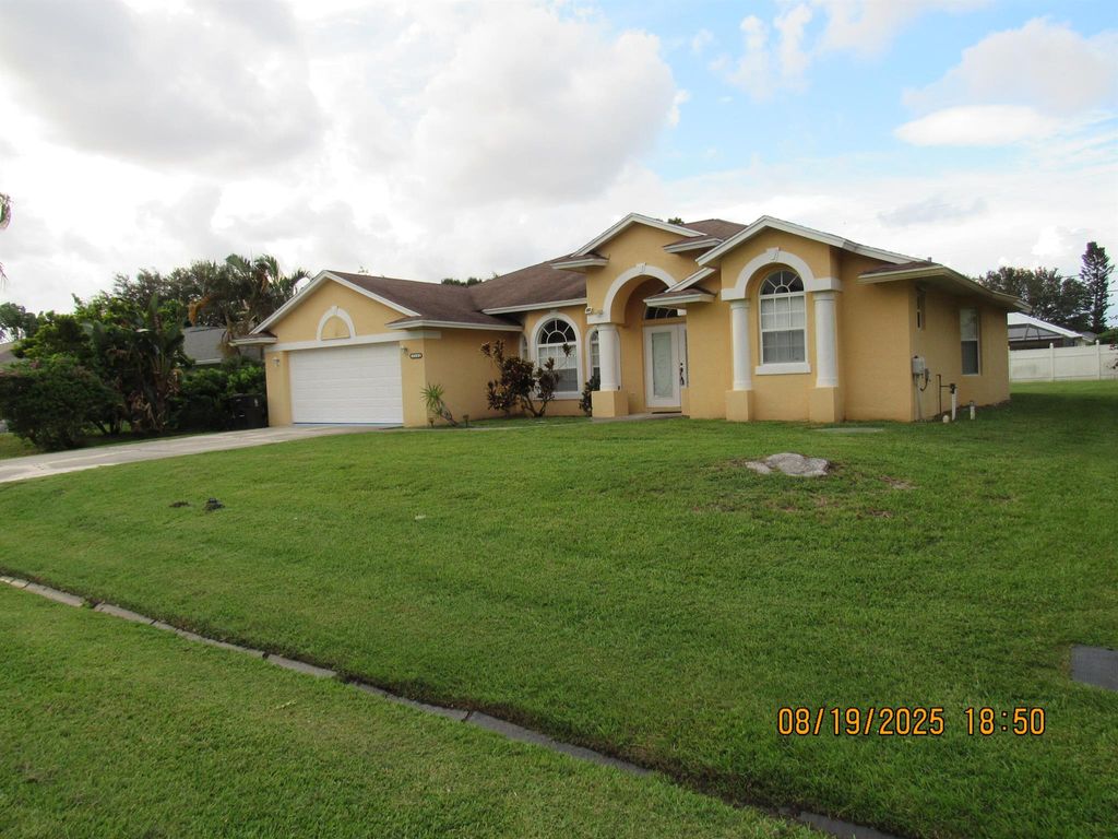 Photo of 1583 SW Silver Lane, Port Saint Lucie, FL 34953 (MLS # R11116766)