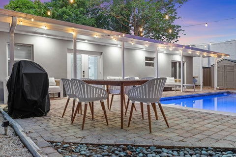 Tiny photo for 1621 NE 1ST Avenue, Pompano Beach, FL 33060 (MLS # B26071290)