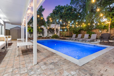 Tiny photo for 1621 NE 1ST Avenue, Pompano Beach, FL 33060 (MLS # B26071290)