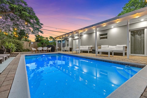 Tiny photo for 1621 NE 1ST Avenue, Pompano Beach, FL 33060 (MLS # B26071290)