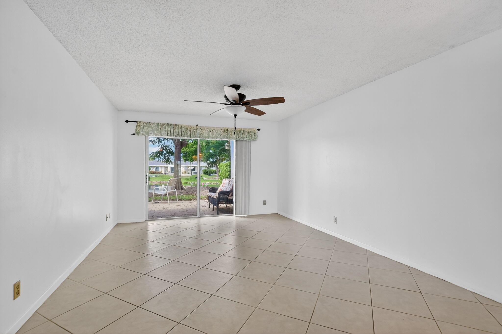 BOCA LAKES CONDO - Residential