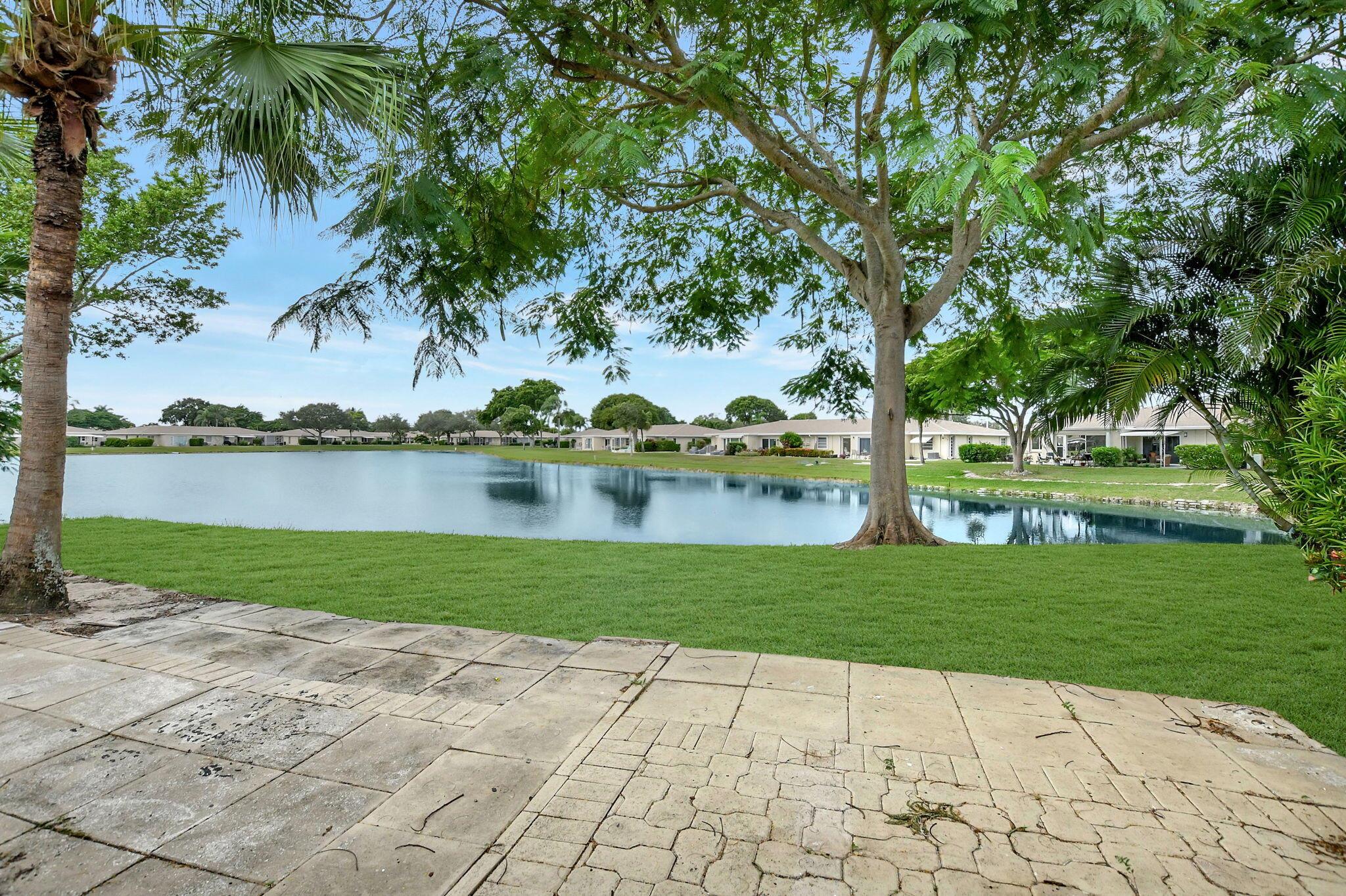 BOCA LAKES CONDO - Residential