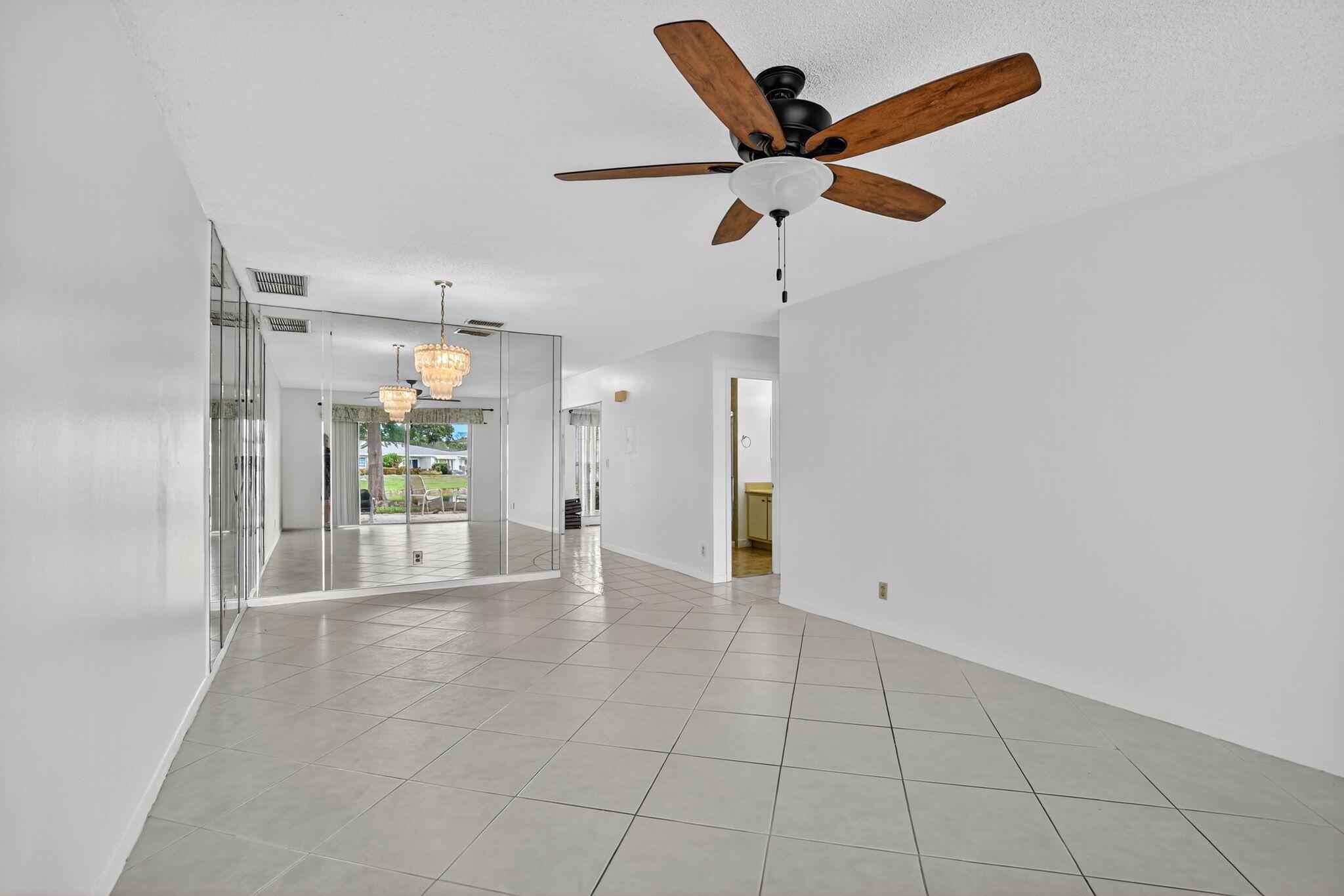 BOCA LAKES CONDO - Residential