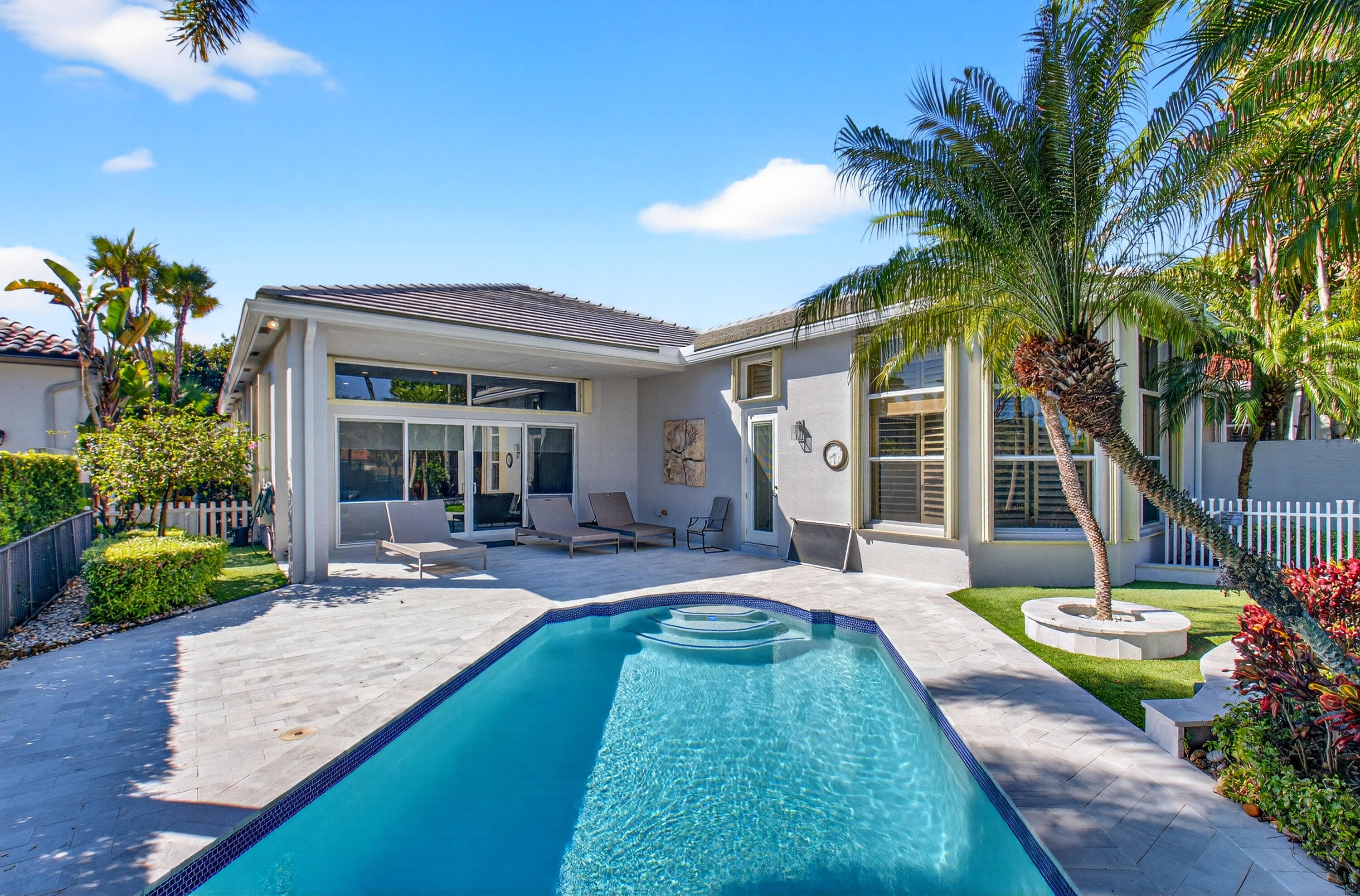 ADDISON RESERVE PAR 13 - Residential