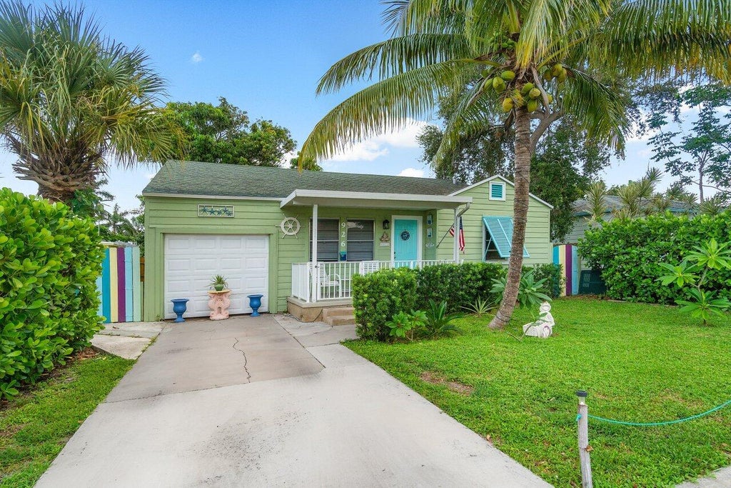 Photo of 926 N M Street, Lake Worth Beach, FL 33460 (MLS # R11016826)