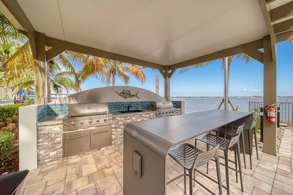 SAILFISH COVE CONDOMINIUM - Residential