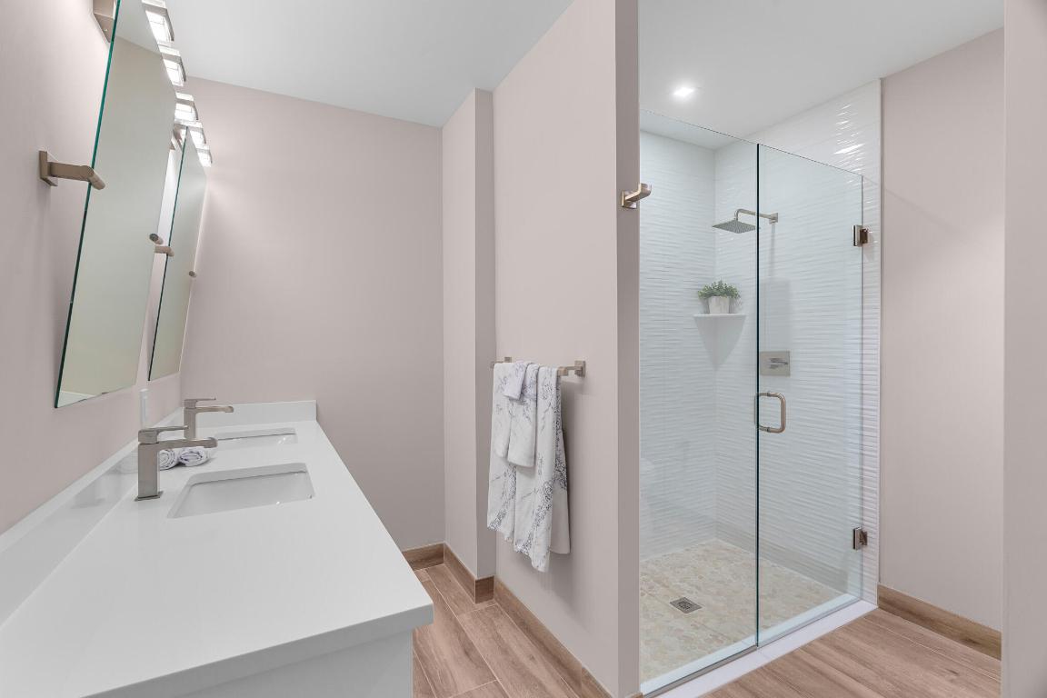 SAILFISH COVE CONDOMINIUM - Residential