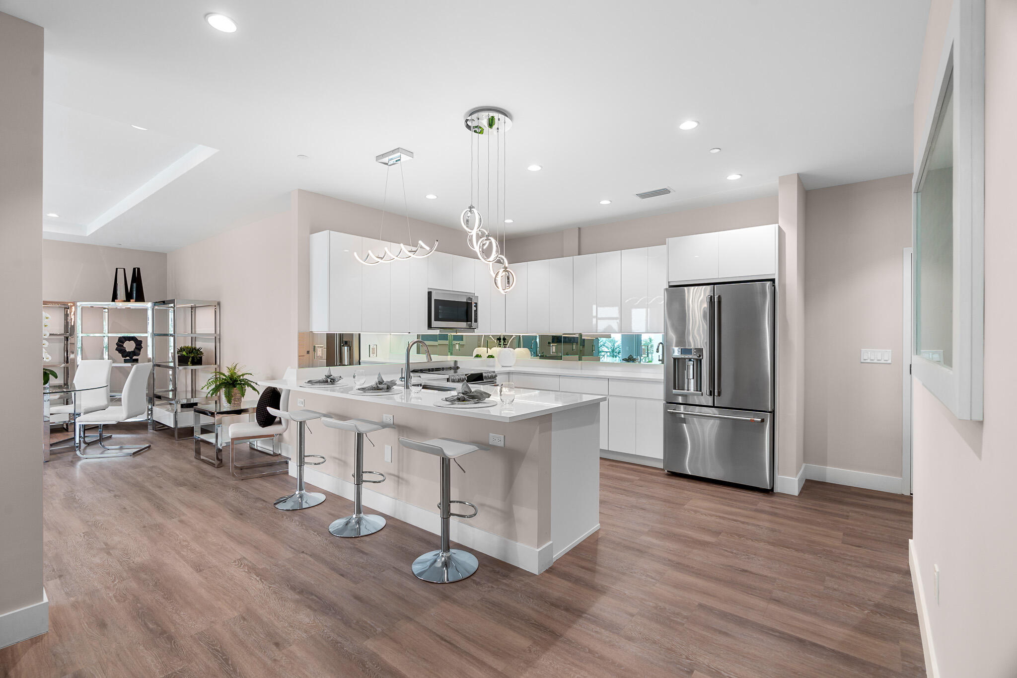 SAILFISH COVE CONDOMINIUM - Residential