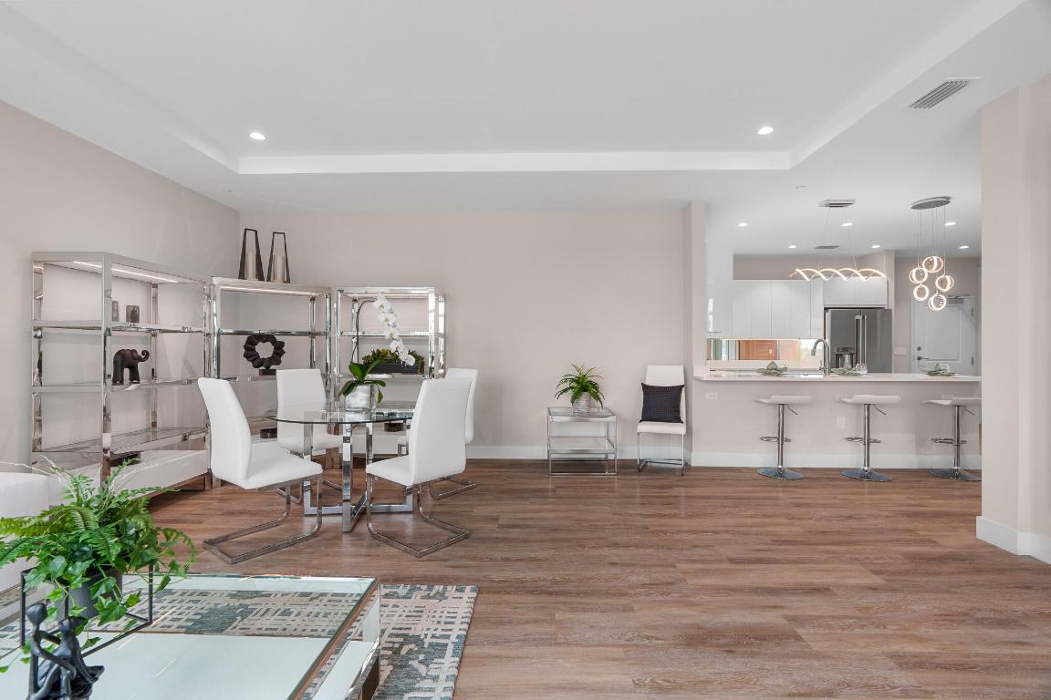 SAILFISH COVE CONDOMINIUM - Residential