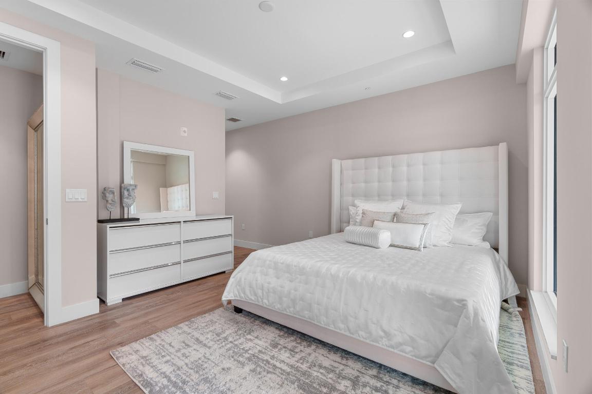 SAILFISH COVE CONDOMINIUM - Residential