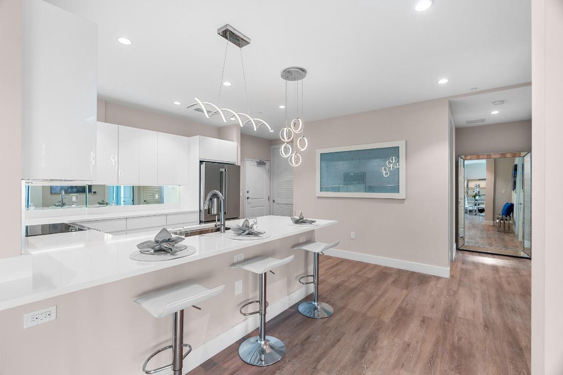 SAILFISH COVE CONDOMINIUM - Residential