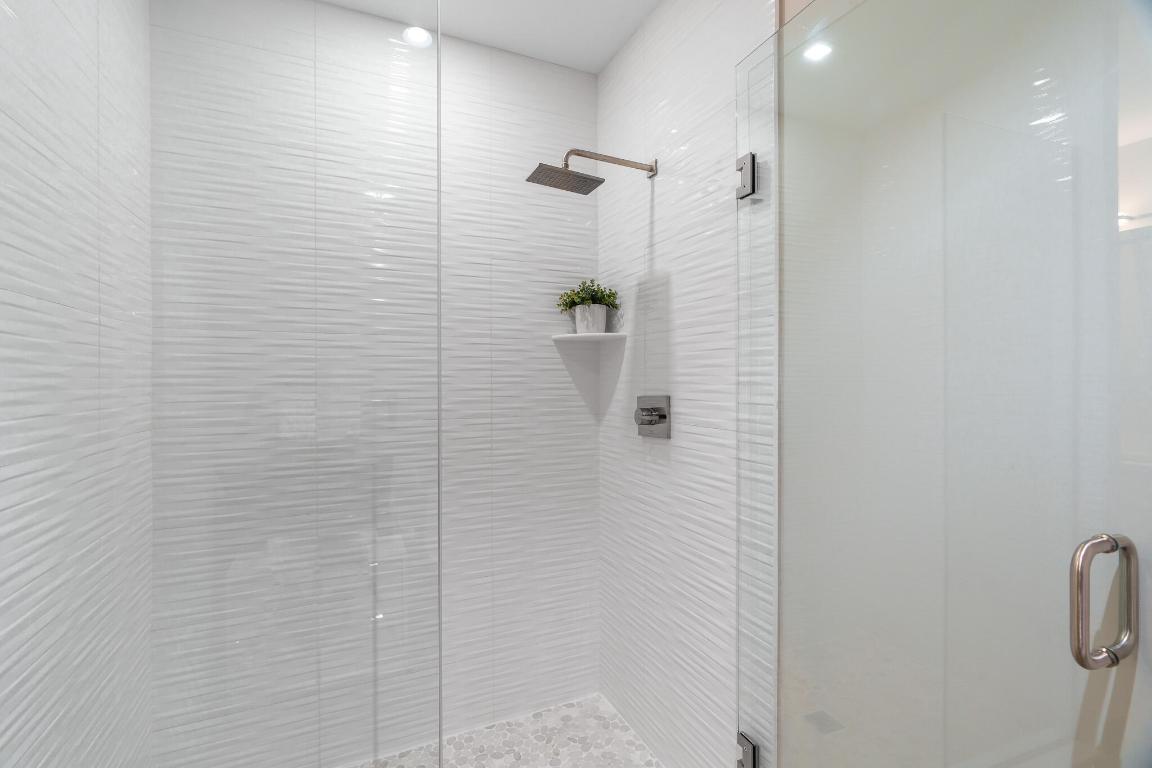 SAILFISH COVE CONDOMINIUM - Residential