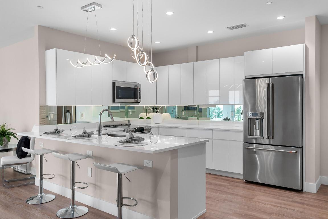 SAILFISH COVE CONDOMINIUM - Residential