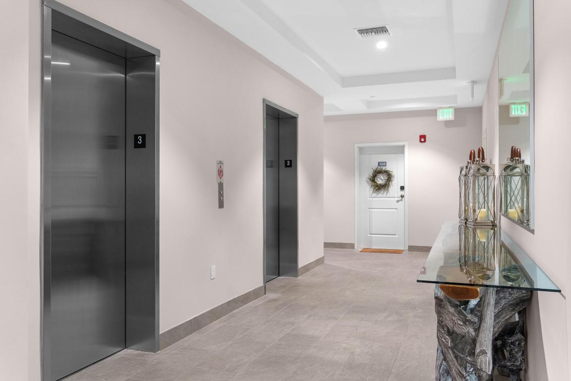 SAILFISH COVE CONDOMINIUM - Residential