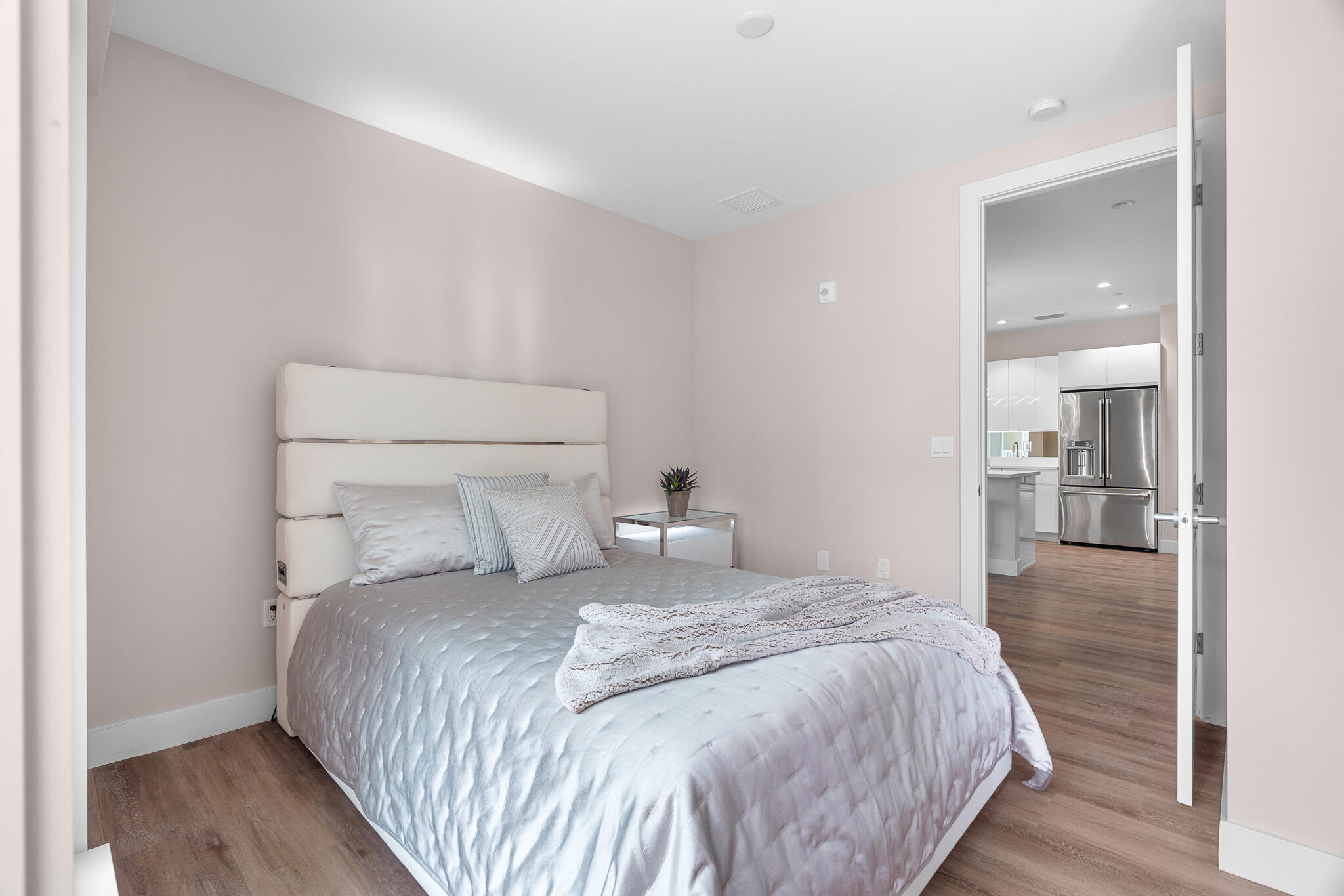 SAILFISH COVE CONDOMINIUM - Residential