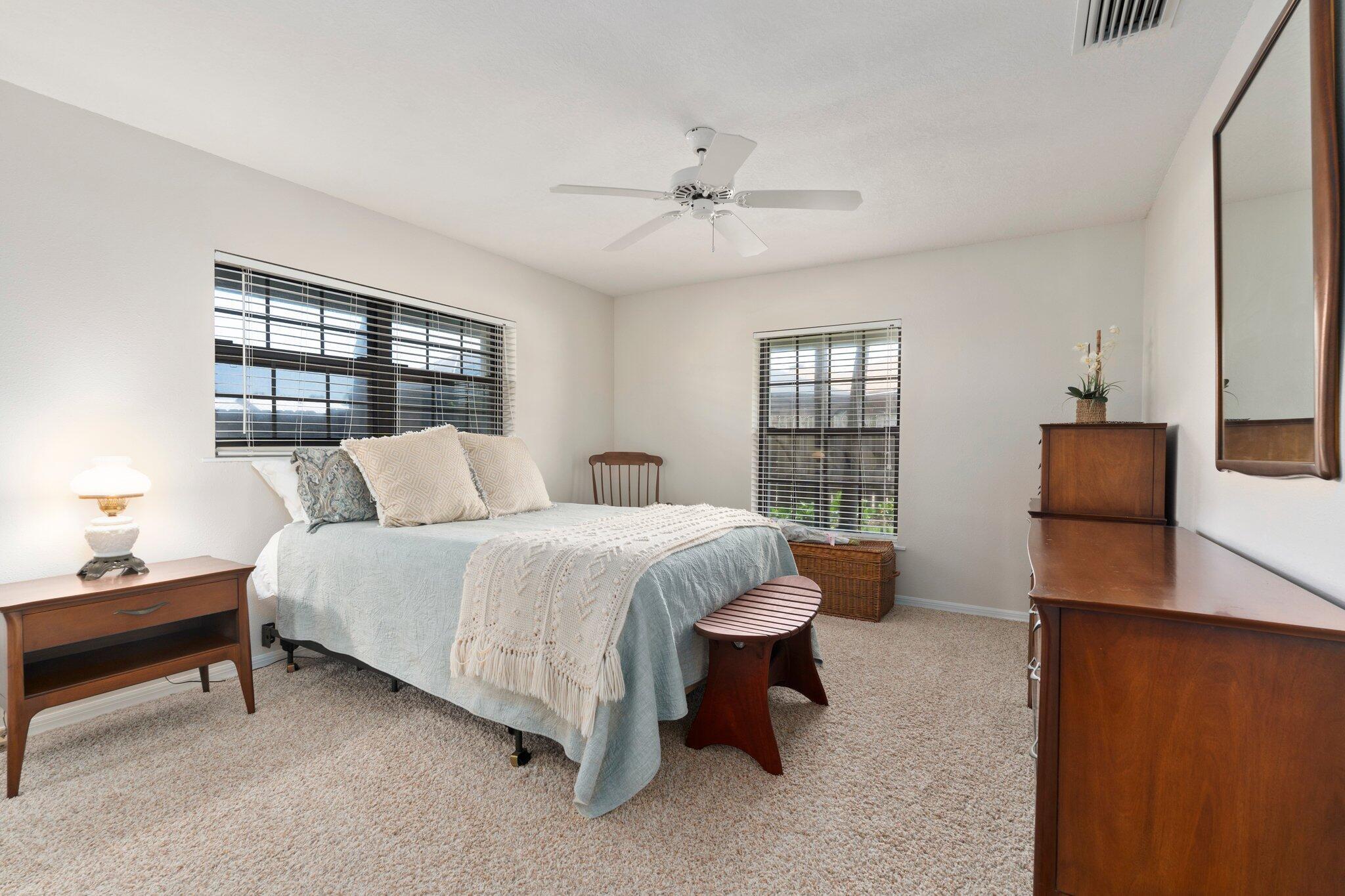 QUEEN'S COVE UNIT 1 - Residential Lease