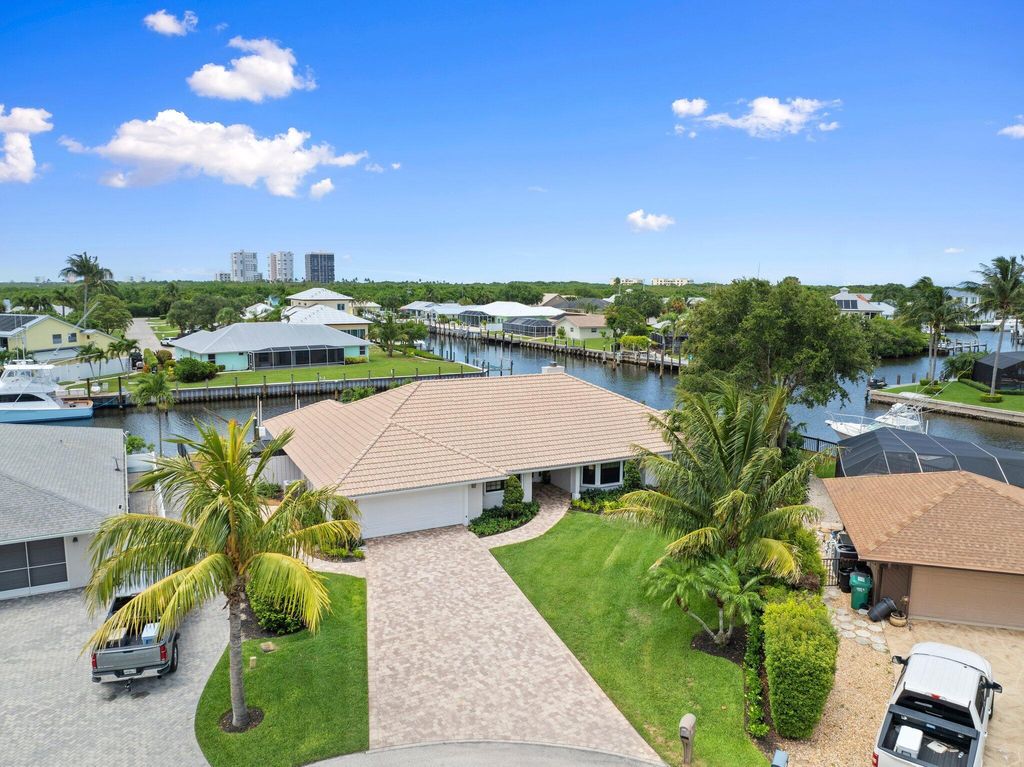 Photo of 130 Queen Catherina Court, Fort Pierce, FL 34949 (MLS # R11102769)