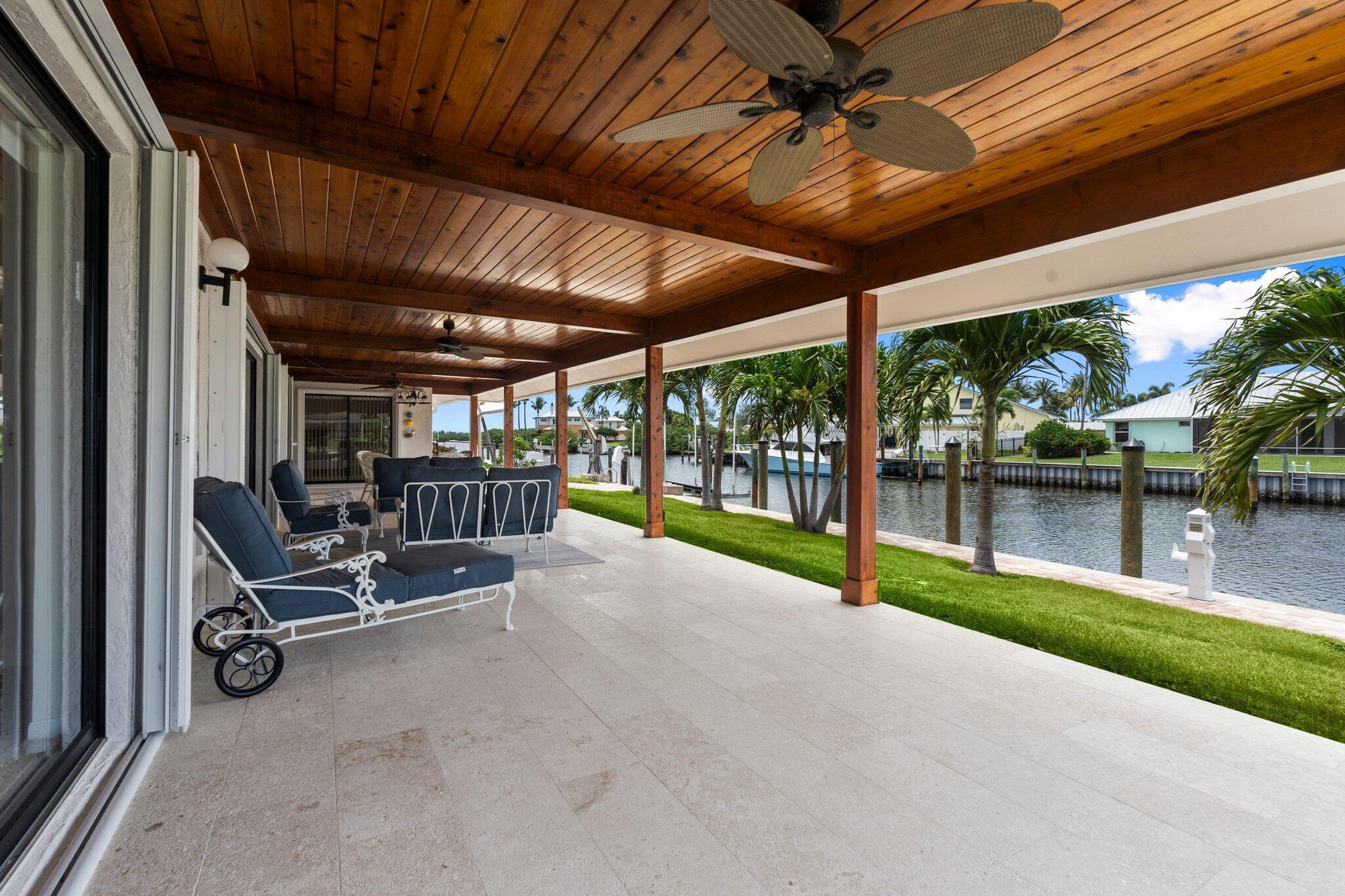 QUEEN'S COVE UNIT 1 - Residential Lease