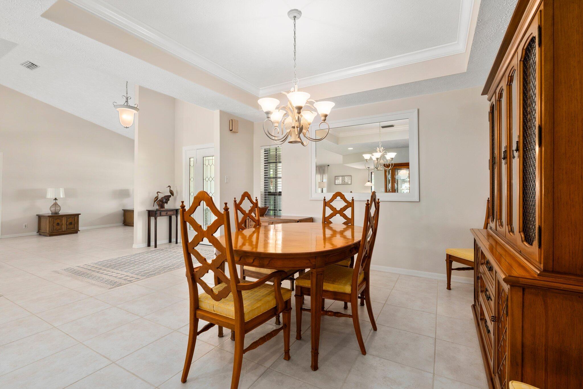 QUEEN'S COVE UNIT 1 - Residential Lease