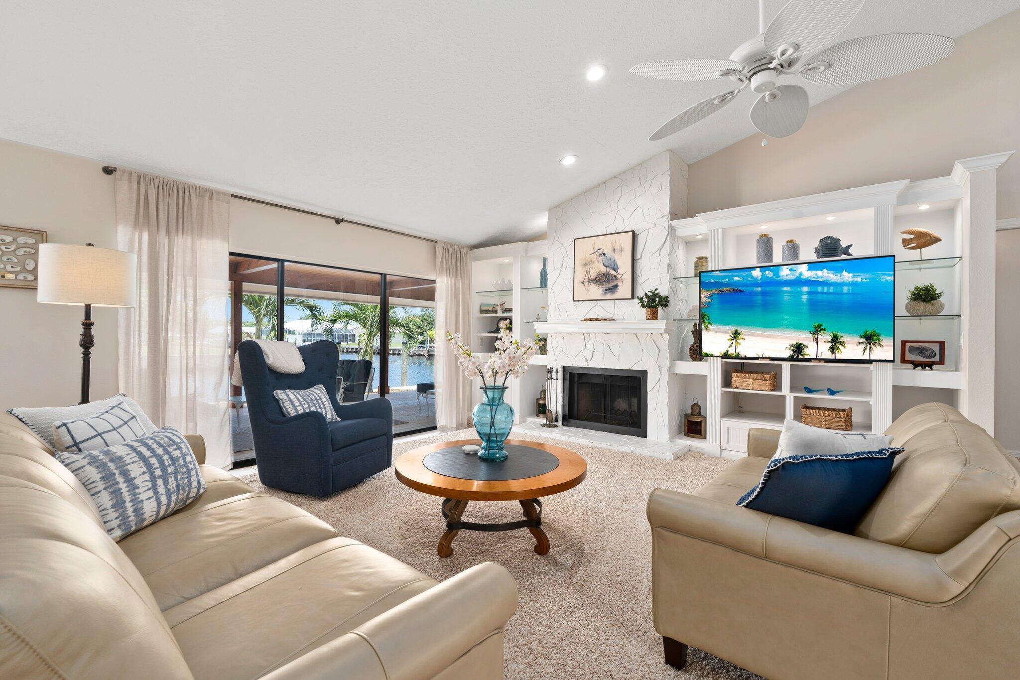 QUEEN'S COVE UNIT 1 - Residential Lease