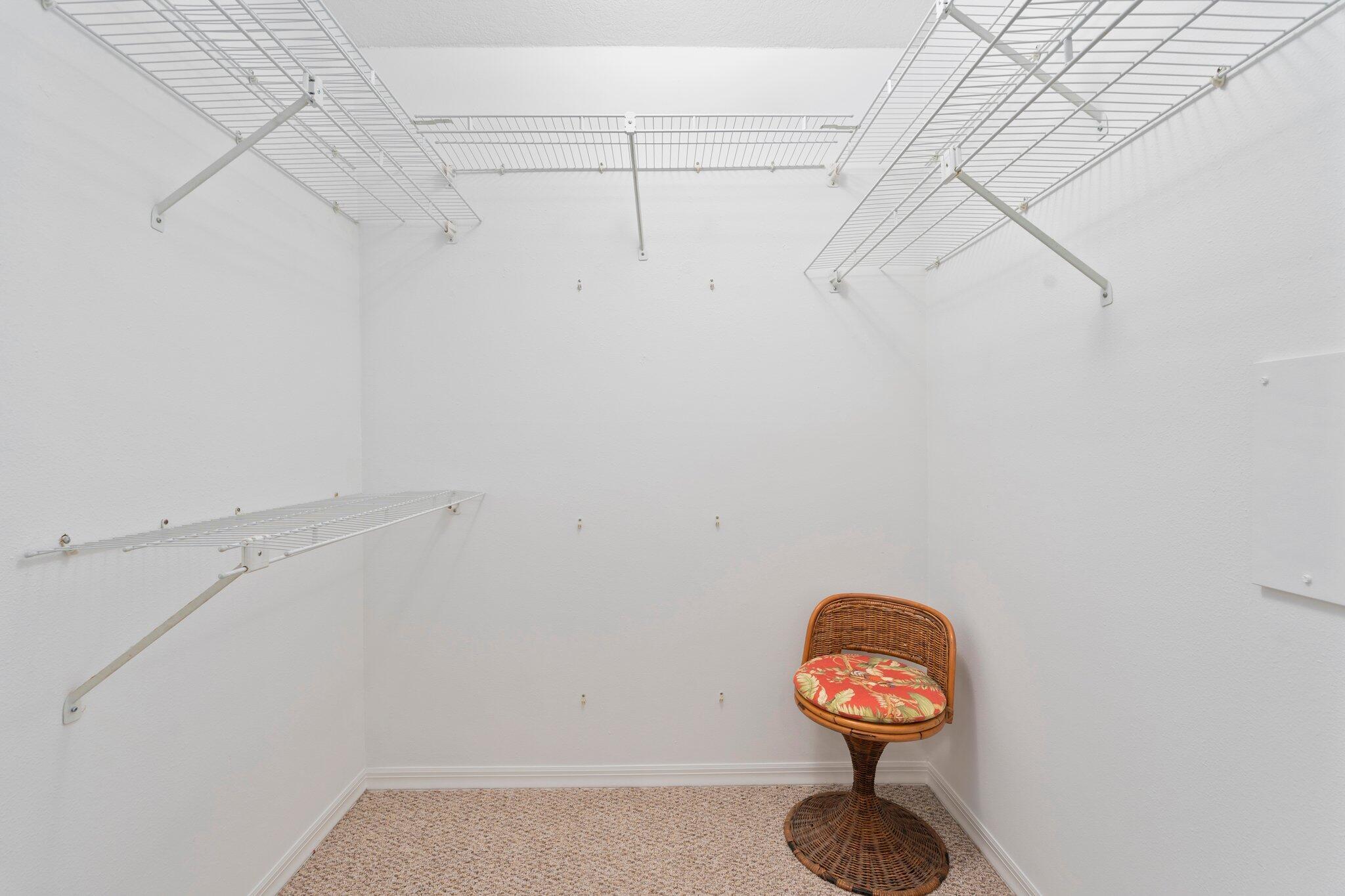 QUEEN'S COVE UNIT 1 - Residential Lease