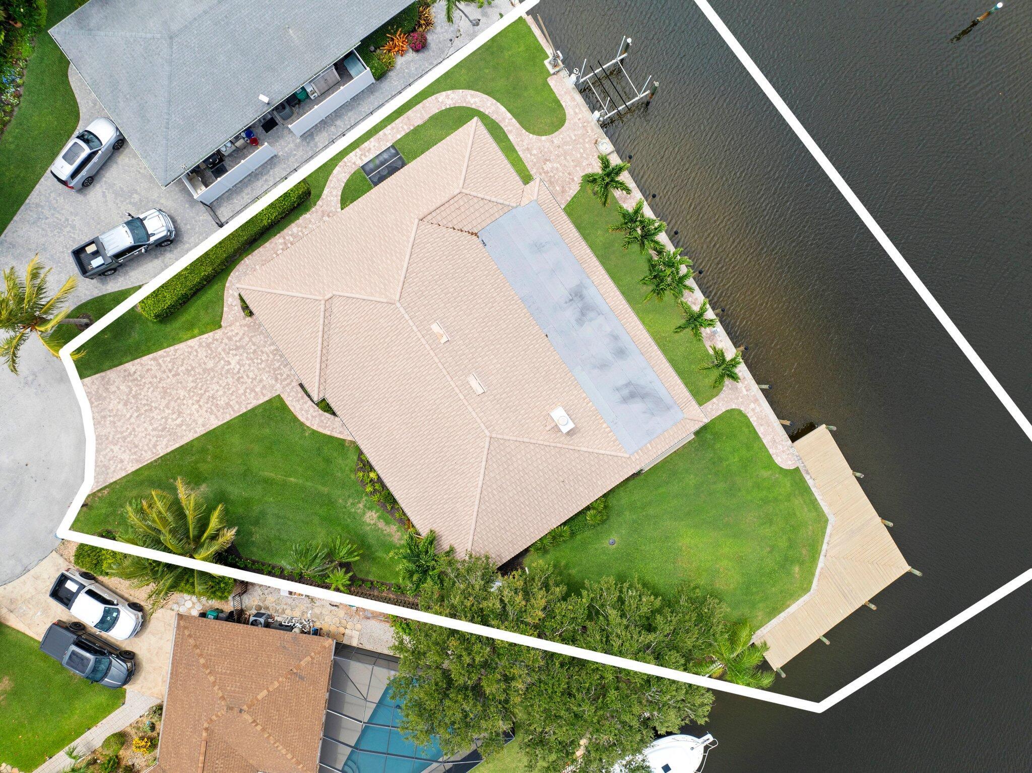 QUEEN'S COVE UNIT 1 - Residential Lease