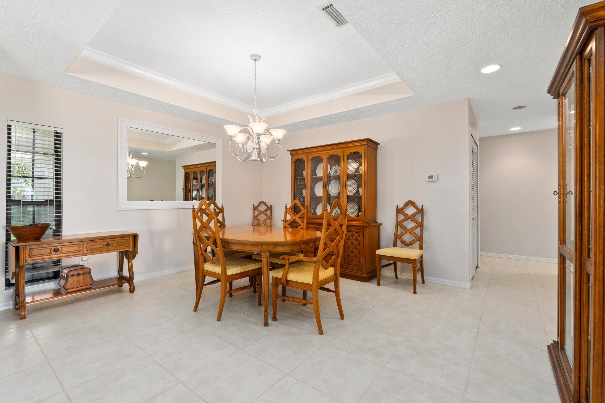 QUEEN'S COVE UNIT 1 - Residential Lease