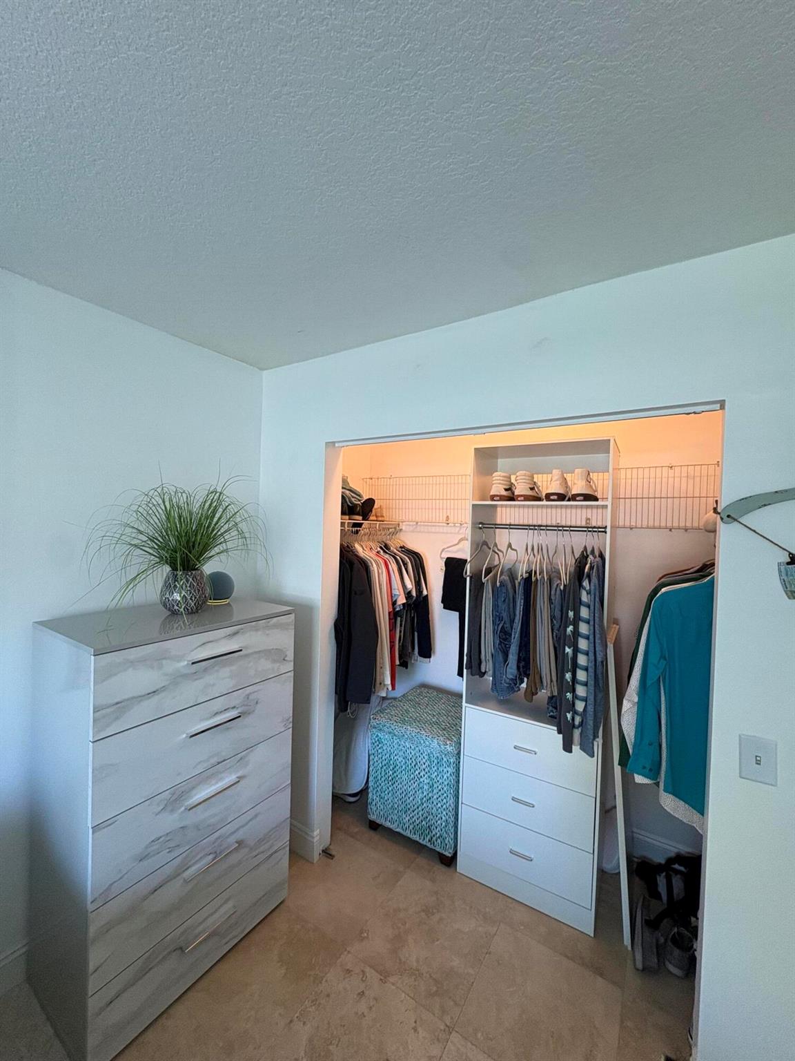 VILLA DEL SOL CONDO - Residential Lease