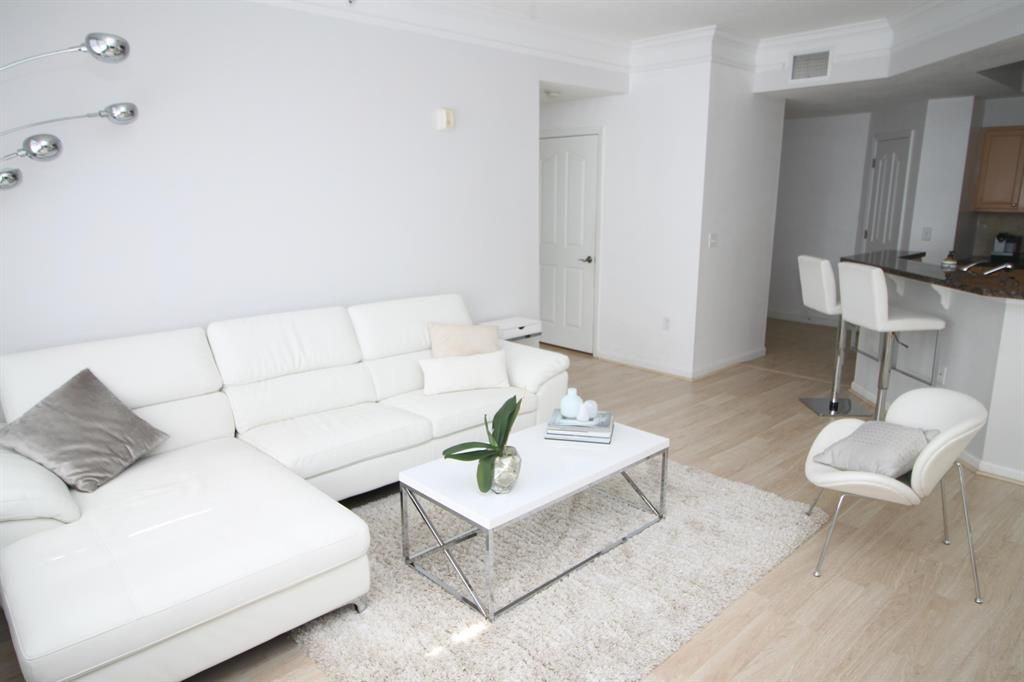 Photo of 275 Murcia Drive #312, Jupiter, FL 33458 (MLS # R10873088)