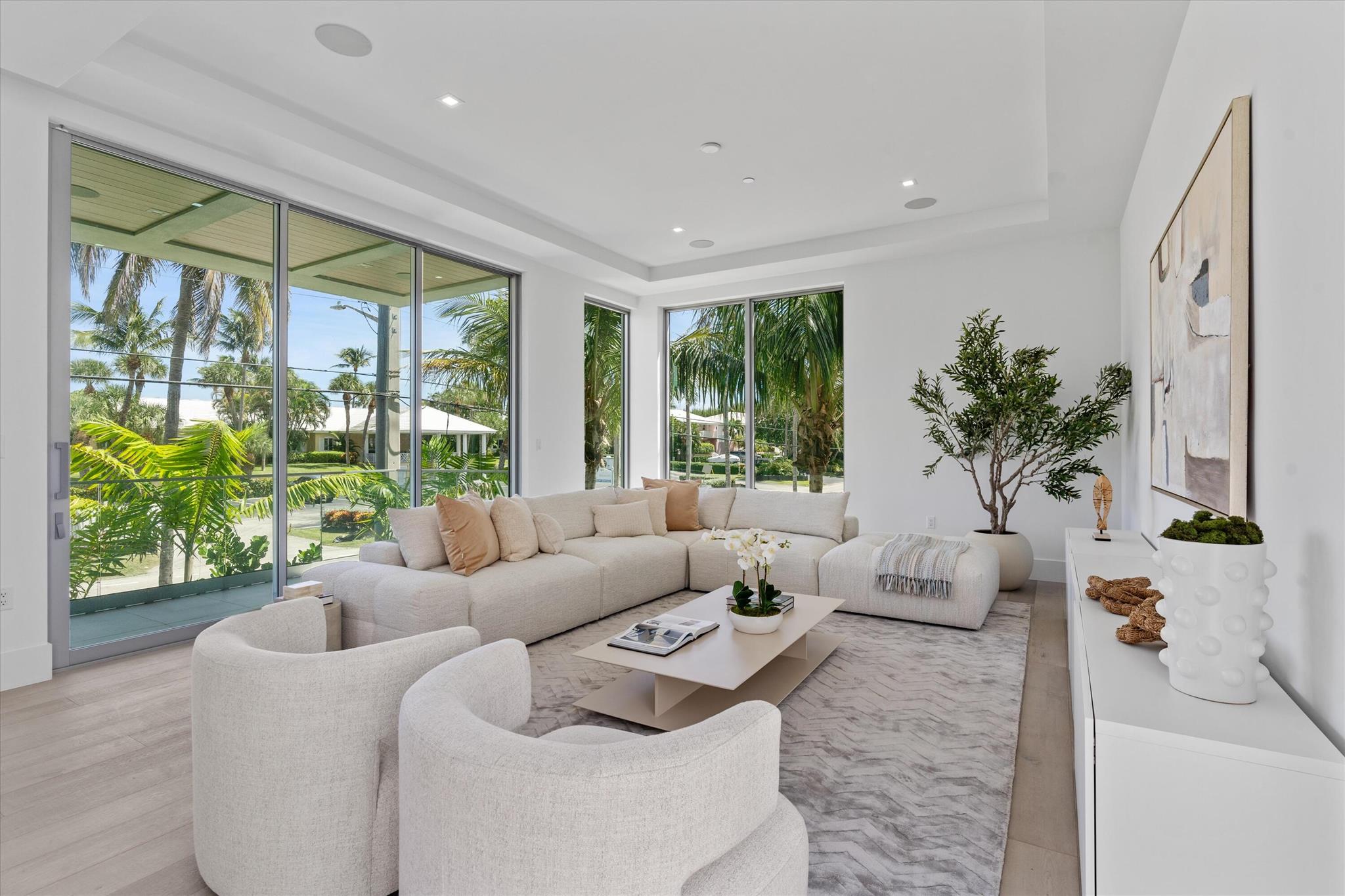 ESTATES AT OCEAN DELRAY - Residential Lease