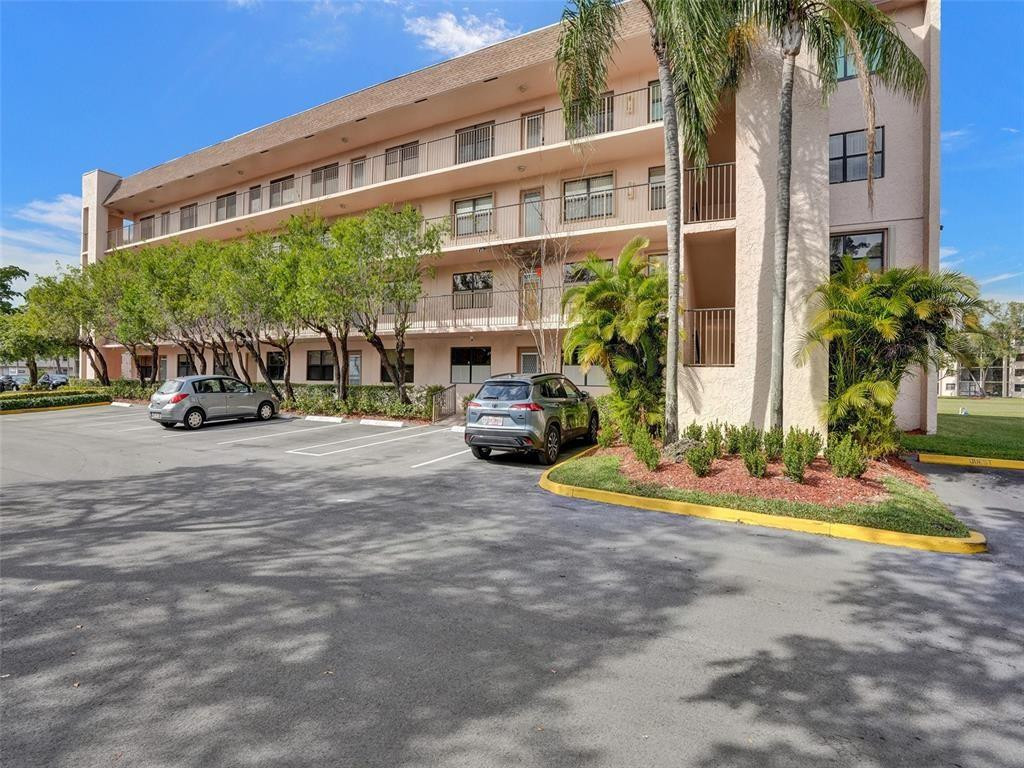 Sunrise Lakes Condos - Residential