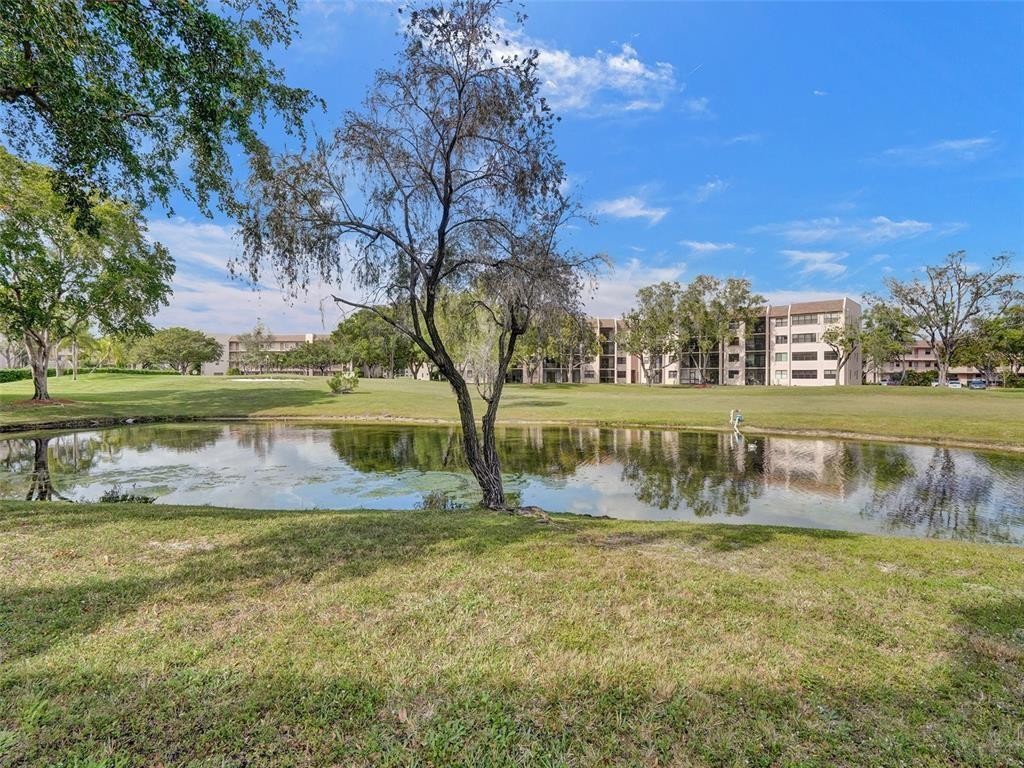 Sunrise Lakes Condos - Residential