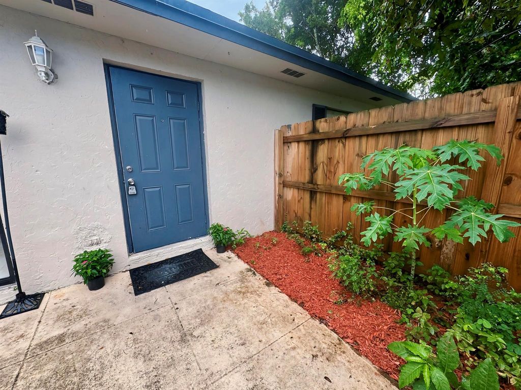 Photo of 4583 Barclay Crescent, Lake Worth, FL 33463 (MLS # R11118516)