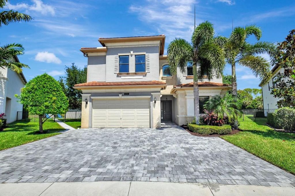 Photo of 9595 Eden Roc Court, Delray Beach, FL 33446 (MLS # R11081005)