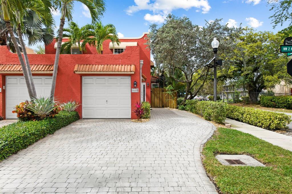 645 NW 2nd Avenue