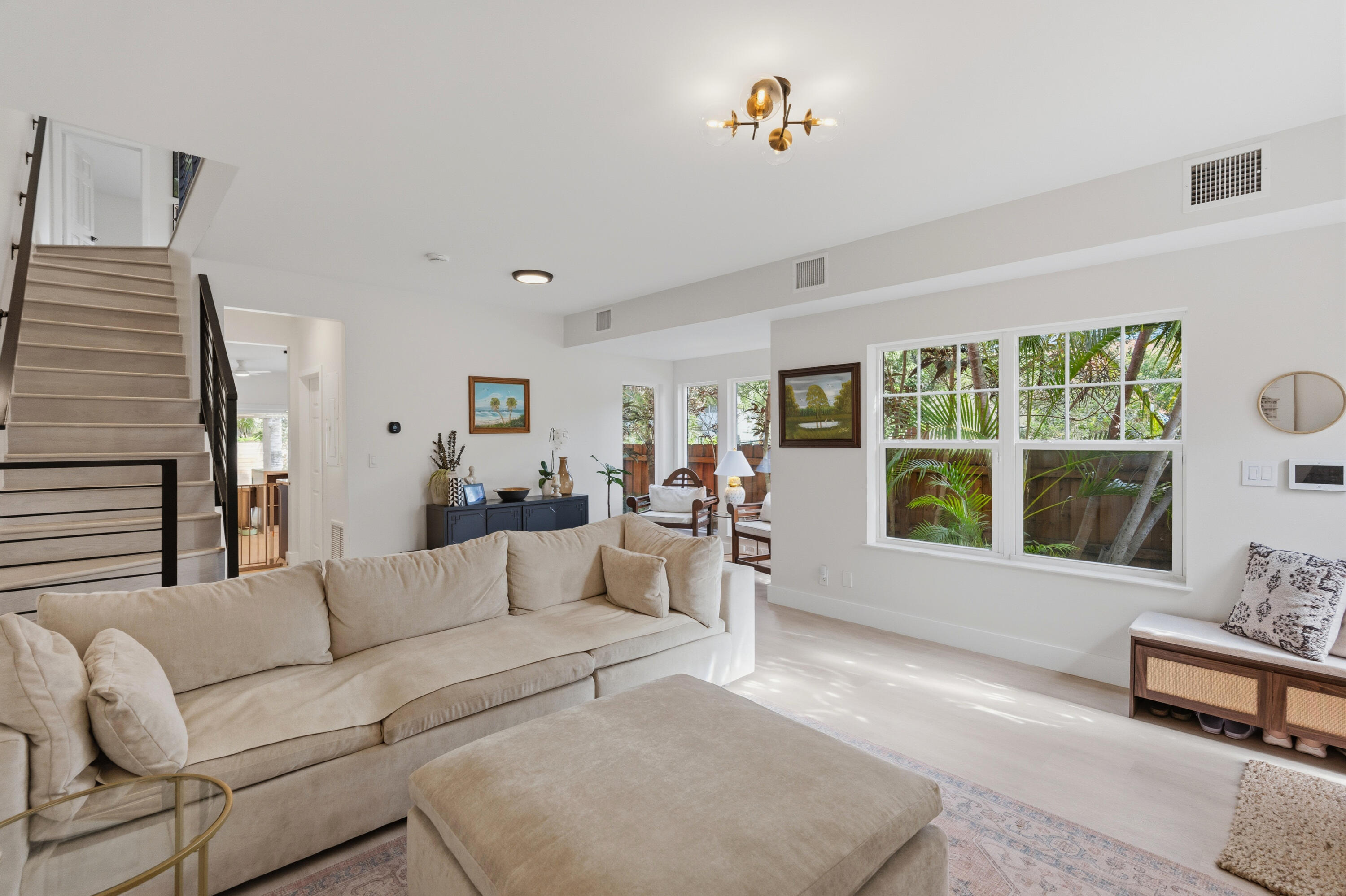 645 NW 2nd Avenue