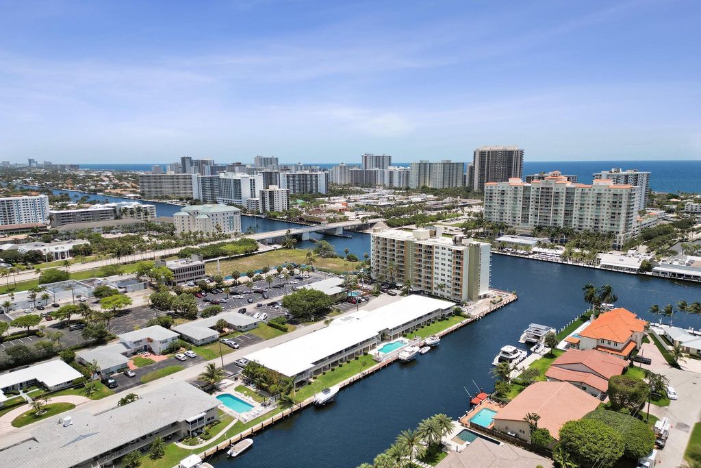 Photo of 2866 NE 30th Street #4, Fort Lauderdale, FL 33306 (MLS # B26043298)