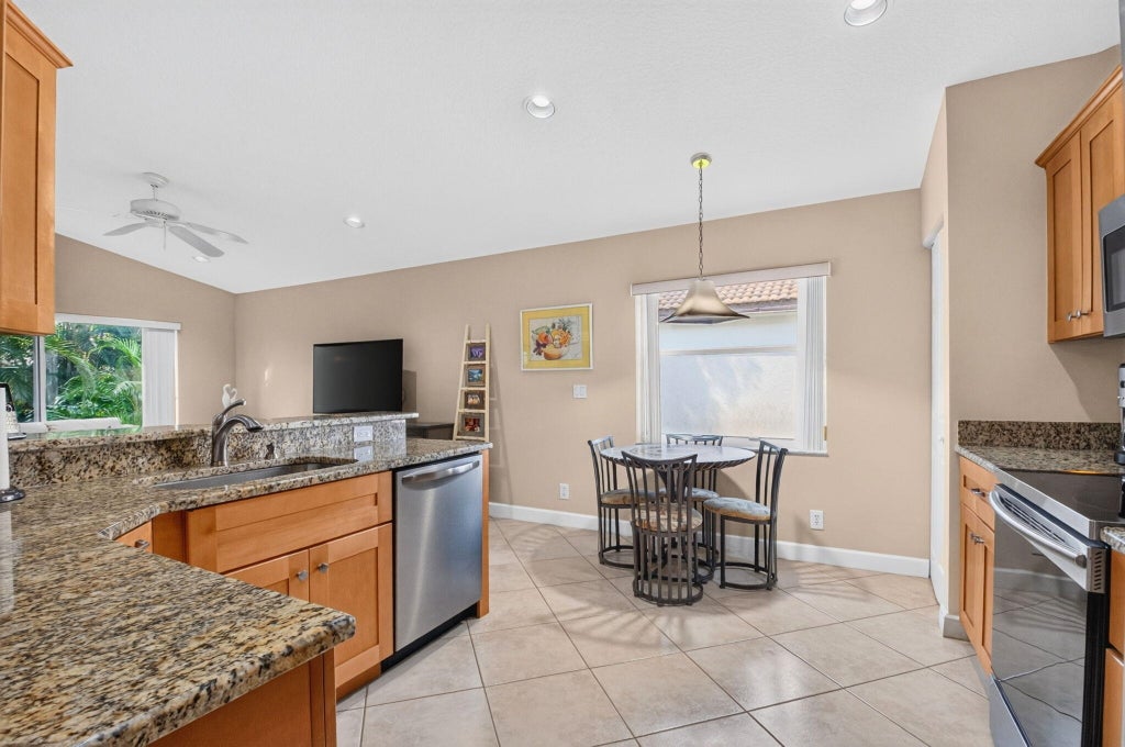 Photo of 9864 Arbor View Drive S, Boynton Beach, FL 33437 (MLS # B26082242)