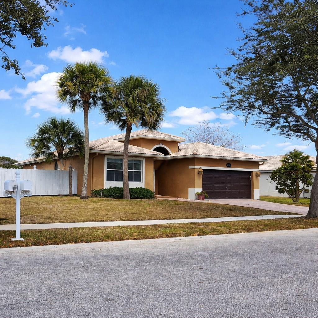 HEFTLER HOMES AT PEMBROKE - Residential Lease