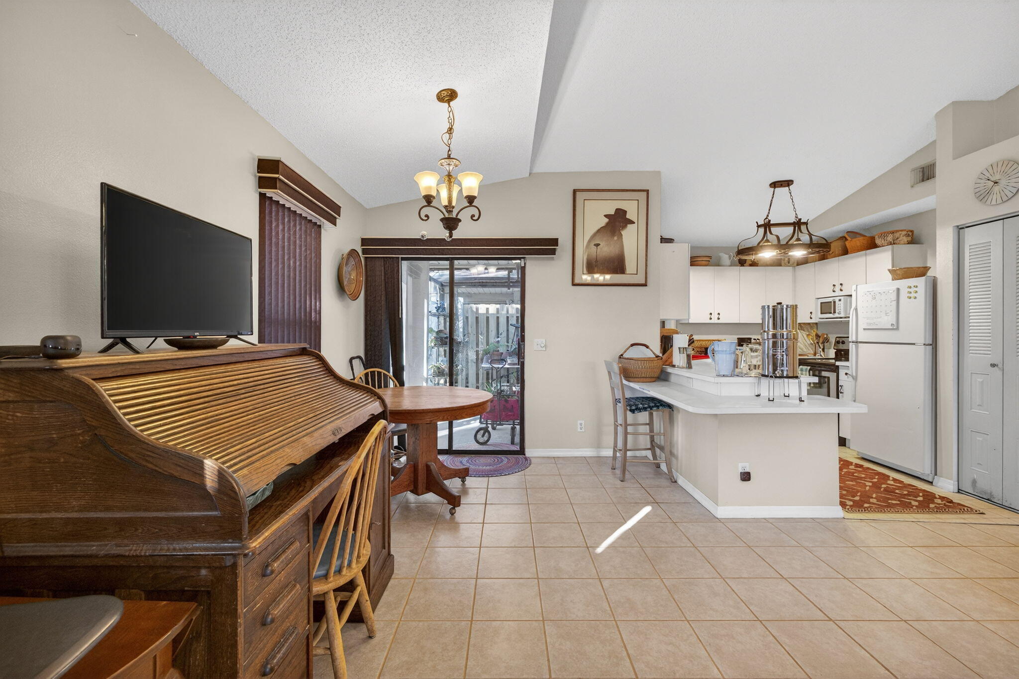 STONES THROW TOWNHOMES - Residential