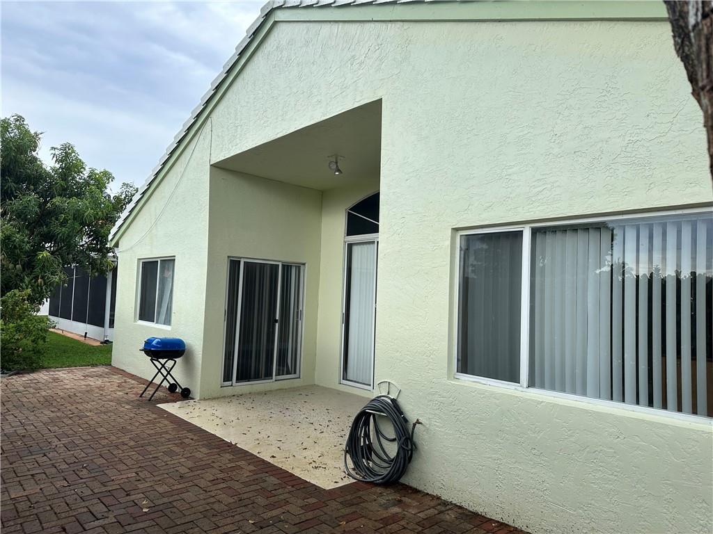 Coquina Lakes 105-22 B - Residential