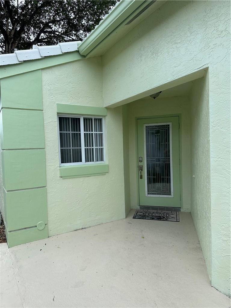 Coquina Lakes 105-22 B - Residential