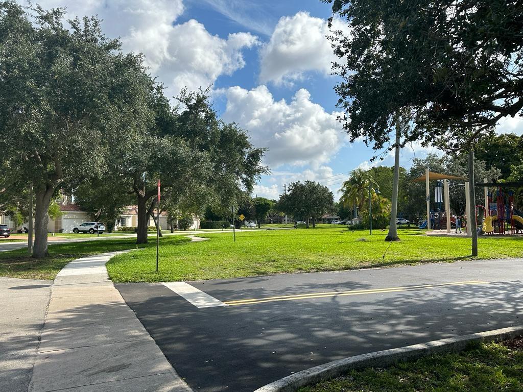 Coquina Lakes 105-22 B - Residential