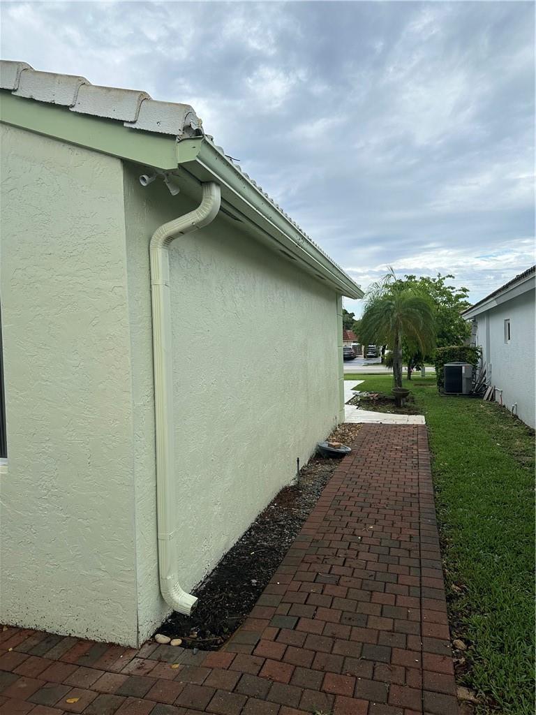 Coquina Lakes 105-22 B - Residential