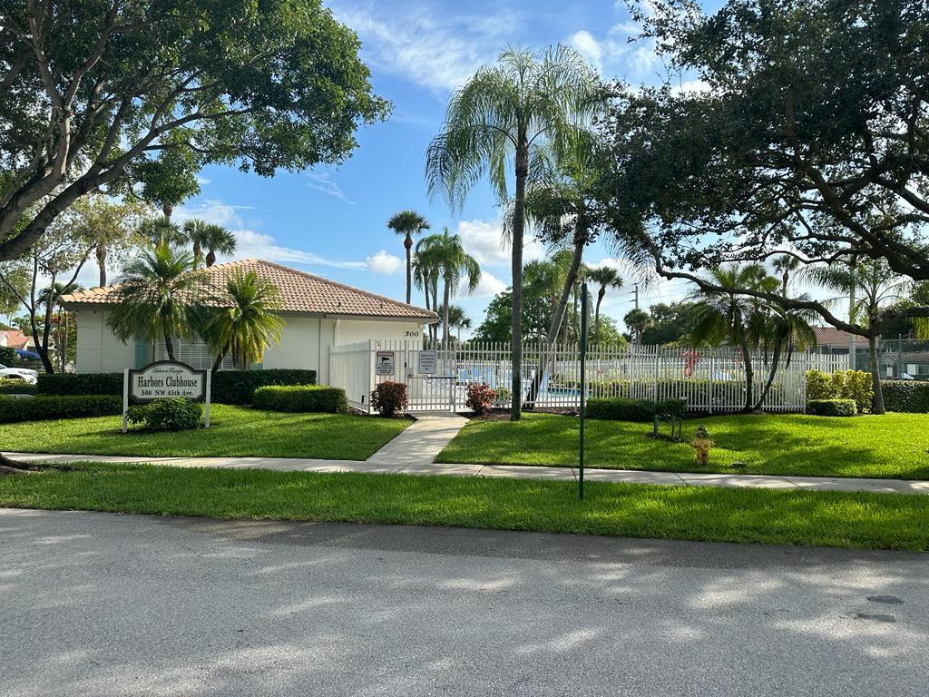 Coquina Lakes 105-22 B - Residential